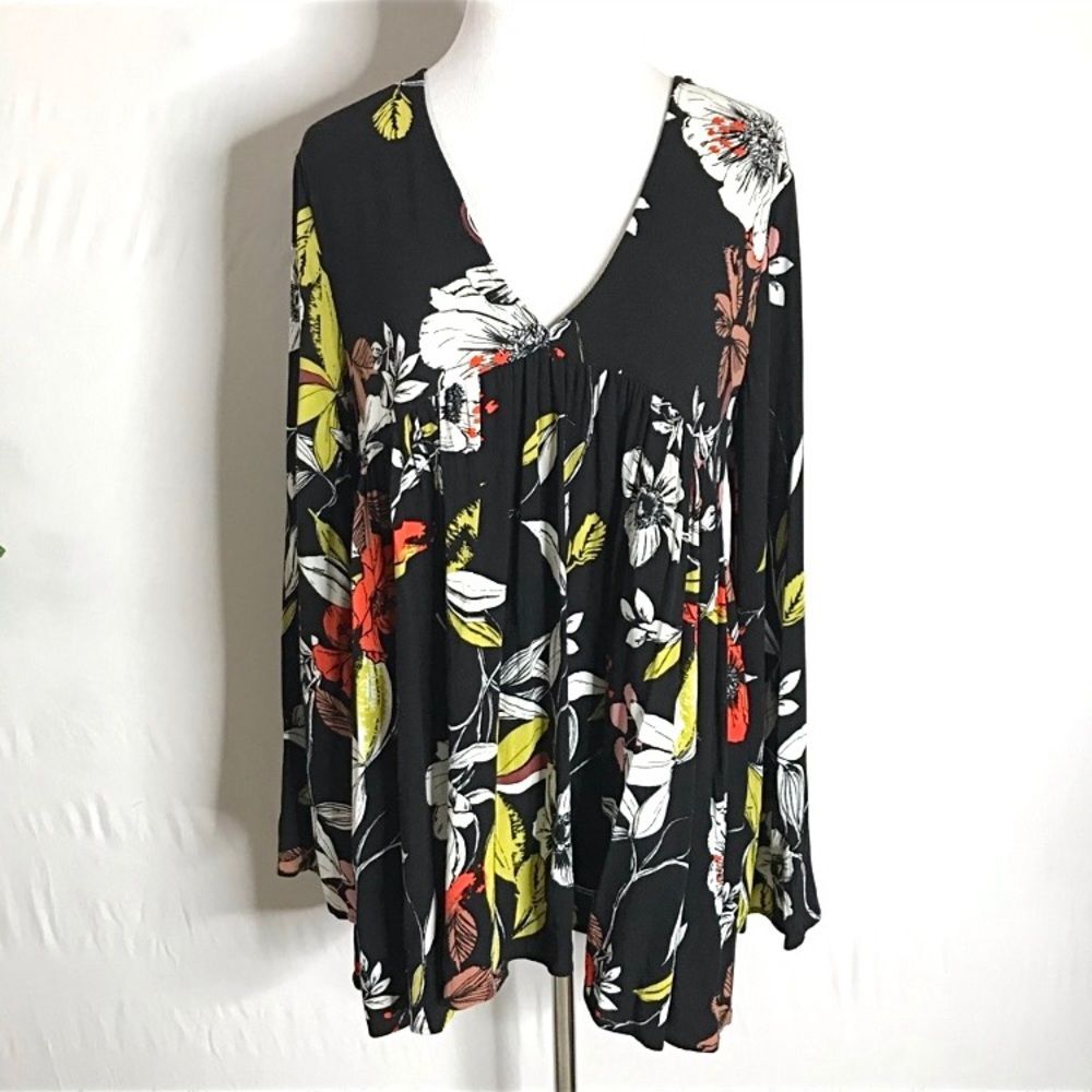 Free People Bella Black Red Green Floral Tunic Long Bell Sleeves Small